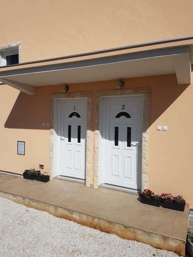 Apartmani Luca Фажана Экстерьер фото